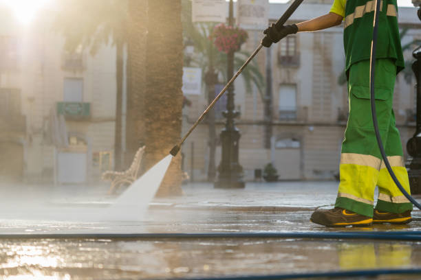 Best Commercial Pressure Washing  in Avery Creek, NC