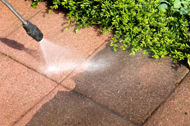 Best Deck Pressure Washing  in Avery Creek, NC